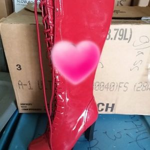 Ladies boots